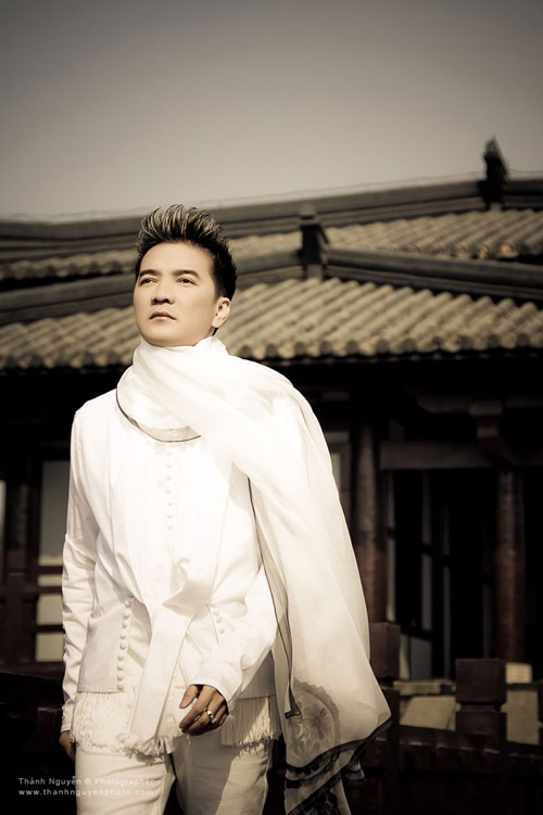 Đ&agrave;m Vĩnh Hưng l&atilde;ng tử Trung Hoa